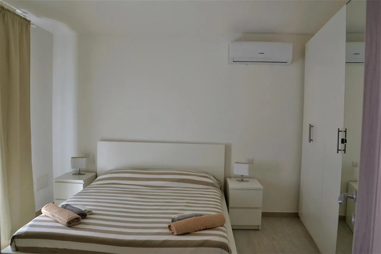 - La Casa delle Meraviglie- Anima Sarda Porto Pino Italia